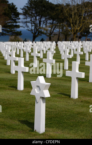 Cimitero Americano a Omaha Beach, Colleville-sur-Mer, in Normandia, Francia, Europa Foto Stock