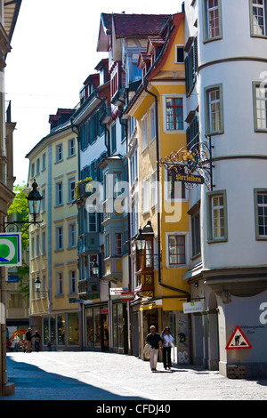 Le strade in ciottoli e oriel windows, centro storico, San Gallo, Svizzera, Europa Foto Stock