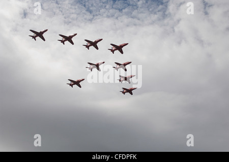 Le frecce rosse famoso RAF aerobatic team di visualizzazione. Foto Stock