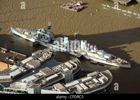 Vista aerea della HMS Belfast nel Tamigi, Londra Foto Stock