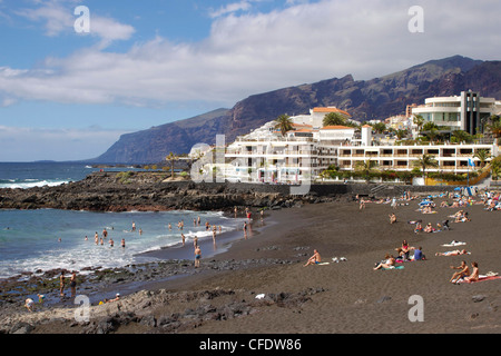 Playa de la Arena, Puerto de Santiago, Tenerife, Isole Canarie, Spagna, Atlantico, Europa Foto Stock