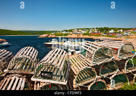 Barche da pesca legato fino a Neil, Porto Cape Breton Highlands, Nova Scotia, Canada Foto Stock