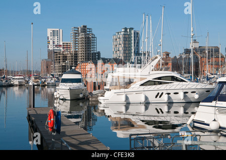 Barche in Ipswich marina. Ipswich, Suffolk, Regno Unito Foto Stock