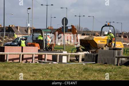 Edge Lane progetto di rigenerazione Liverpool England demolizione Costruzione imprenditore artigiano alta viz la salute e la sicurezza Foto Stock