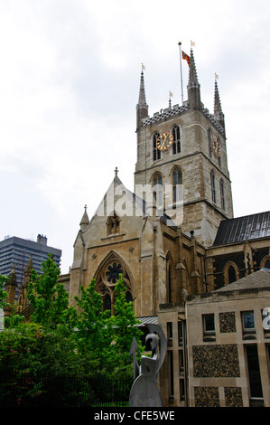 Cattedrale di Southwark,Tamigi,South Bank,vicino al London Bridge,Londra,UK,GB Foto Stock