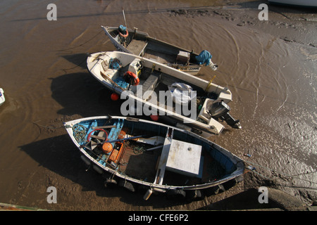 Barche da pesca nel porto di Bridlington Foto Stock