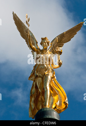Friedensengel (Libertà Angel), Monaco di Baviera, Germania. Foto Stock