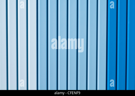 Riassunto di un blu porta di garage Foto Stock