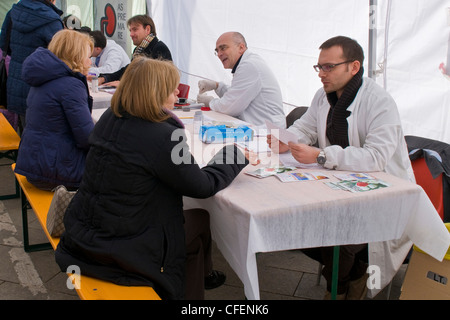 Giorno del rene, la Croce Rossa Italiana, Milano, Italia Foto Stock