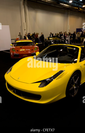 HOUSTON - Gennaio 2012: la Ferrari 458 Spider auto sportiva a Houston International Auto Show il 28 gennaio 2012 in Houston, Foto Stock