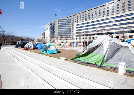 WASHINGTON DC 18 febbraio 2012 - occupare manifestanti camp vicino la capitale degli Stati Uniti Foto Stock