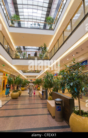 Galeria Krakowska shopping centre, Cracovia, Cracovia, Malopolska Provincia, Piccola Polonia voivodato, Polonia Foto Stock