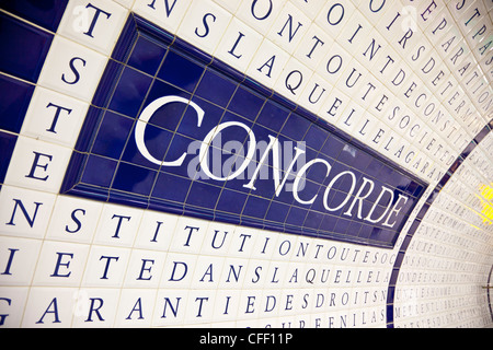 Place de la Concorde La stazione della metropolitana di Parigi, Francia, Europa Foto Stock