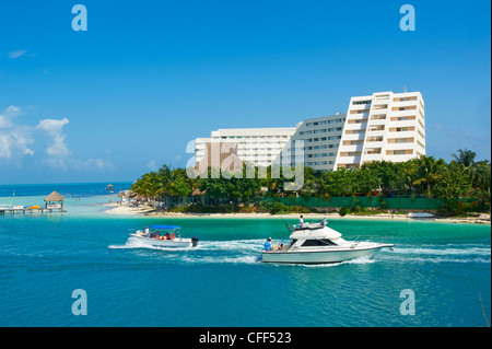 Spiaggia nella zona degli hotel di Cancun e la Riviera Maya, Quintana Roo stato, Messico, Foto Stock