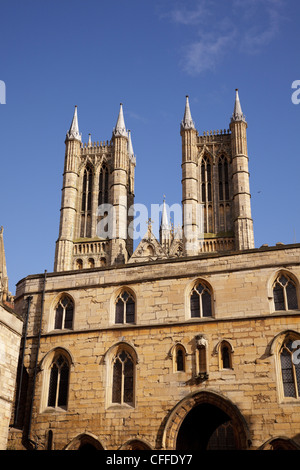 Cattedrale di Lincoln e Bailgate, Lincoln, Lincolnshire, Inghilterra. Foto Stock