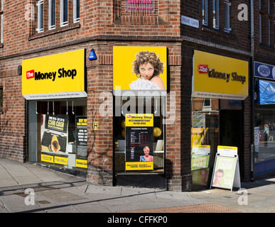 Il ramo del payday loan catena il denaro Shop, Nottingham, Inghilterra, Regno Unito Foto Stock