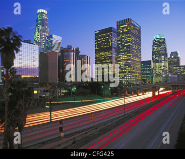 Los Angeles skyline al tramonto, CALIFORNIA, STATI UNITI D'AMERICA Foto Stock