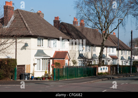 Alloggiamento Wythenshawe, Manchester. Miscela di proprietà privata e housing association proprietà gestite. Foto Stock