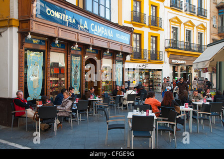 Confiteria La Campana cafe lungo Calle Imagen street central Siviglia Andalusia Spagna Foto Stock