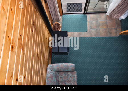 Appartamento Lodge e interni in legno dettaglio. Fox Glacier Lodge, Fox Glacier, Costa Ovest, South Island, in Nuova Zelanda. Foto Stock