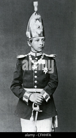 Principe Guglielmo di prussia (1859-1941) 15 invecchiati in uniforme del primo reggimento di Footguards. Egli divenne Kaiser invecchiato 28 Foto Stock