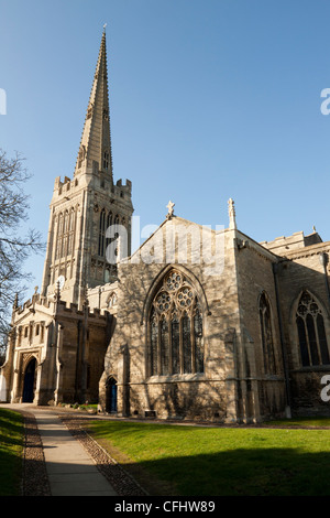Basilica di San Pietro c di E CHIESA, Oundle, Northamptonshire, England, Regno Unito Foto Stock