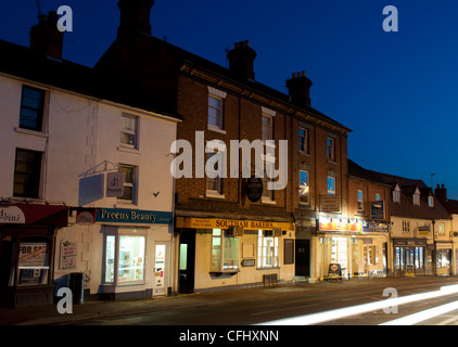 High Street, Southam, Warwickshire, Inghilterra, Regno Unito Foto Stock