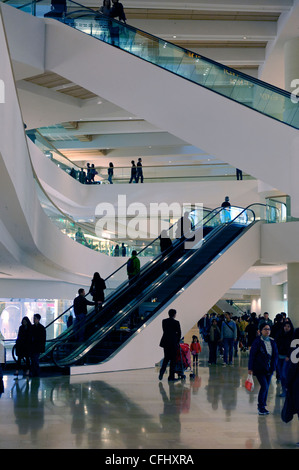 Scale mobili in Pacific Place Shopping Mall, Hong Kong Foto Stock