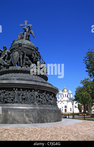 Monumento del millennio in Russia nel grande Novgorod Foto Stock