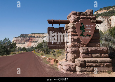 Ingresso est, Parco Nazionale Zion, Utah, Stati Uniti d'America, America del Nord Foto Stock