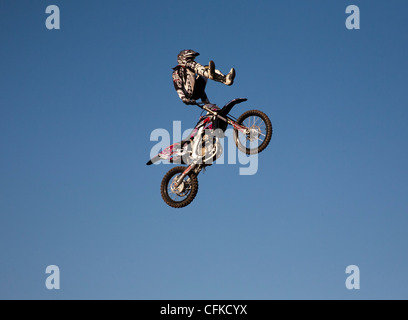 Freestyle Motocross rider in occasione di un evento presso il Trax in Preston Foto Stock