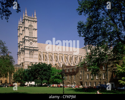 Inghilterra London Westminster Abbey a Dean's Yard Foto Stock