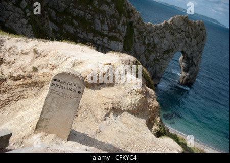 Il percorso fino alla porta di Durdle nelle vicinanze Lulworth, Dorset, Regno Unito Foto Stock