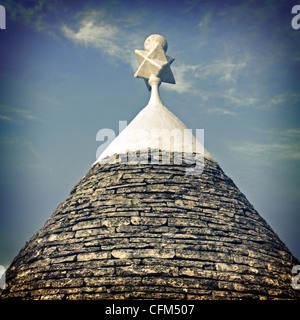 Il tetto di un trullo - una tipica casa in Puglia Foto Stock