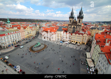 La Piazza della Città Vecchia, il Sito Patrimonio Mondiale dell'UNESCO, Praga, Repubblica Ceca, Europa Foto Stock