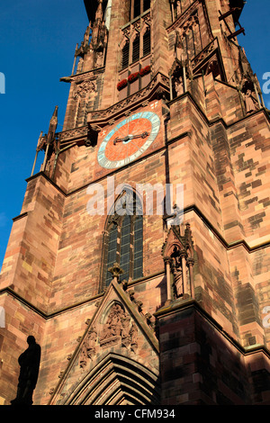 Freiburg Minster, Freiburg, Baden-Württemberg, Germania, Europa Foto Stock