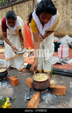 Scena da Attukal pongala festival, Trivandrum, India Foto Stock