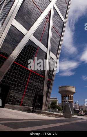 Torri Kio in Castilla square, Madrid, Spagna Foto Stock