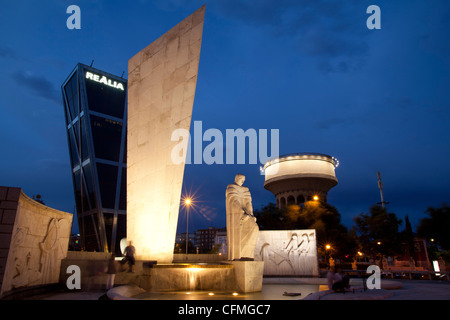 Torri Kio in Castilla square, Madrid, Spagna Foto Stock