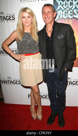 Julianne Hough, e Adam Shankman sensazione di Broadway 'Rock di età" celebra la sua Los Angeles homecoming al Pantages Theatre di Los Angeles, California - 15.02.11 Foto Stock