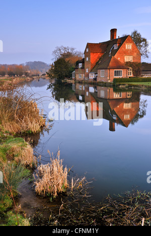 Avon a Britford Foto Stock