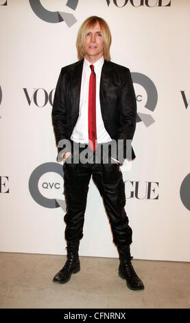 Marc Bouwer QVC 25 a Guarda Party - Gli arrivi di New York City, Stati Uniti d'America - 11.02.11 Foto Stock