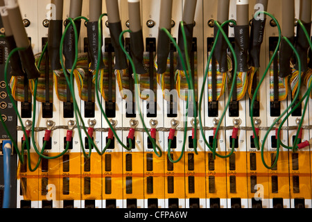 Cosmic Ray elettronico del pannello riflettente su rivelatori di fluorescenza array mirror osservatorio scientifico di apparecchiature elettroniche. Foto Stock