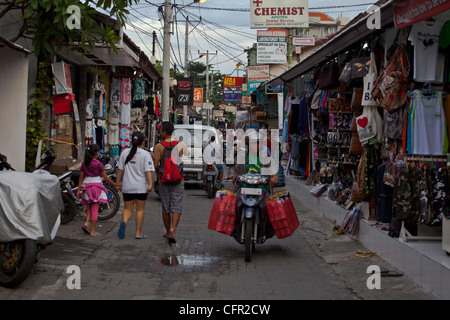 Strada di Kuta Bali, Pacifico del Sud, Indonesia, Asia sud-orientale, Asia. Foto Stock