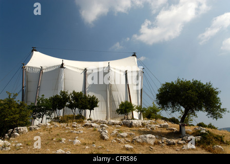 Bassae. Peloponneso. La Grecia. Vista la ben conservata classica greca il tempio di Apollo Epikourios permanente in isolati resistenti Foto Stock