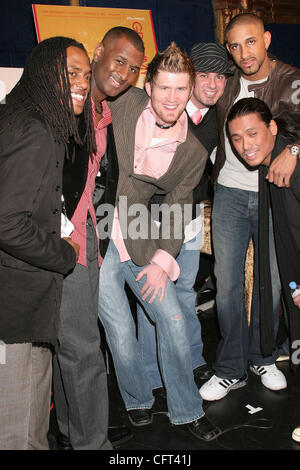 Dic 07, 2006; Los Angeles, California, Stati Uniti d'America; cantanti a mosaico del 2006 Grammy Award Candidature presso il Music Box @ Fonda, Hollywood. Credito: Foto di Paul Fenton/ZUMA premere. (©) Copyright 2006 by Paolo Fenton Foto Stock