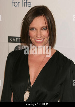 Jan 14, 2007; Hollywood, California, Stati Uniti d'America; attrice TONI COLLETTE presso il Bafta/la Premiazione della Stagione Tea Party tenuto presso il Four Seasons Hotel. Credito: Foto di Paul Fenton/ZUMA premere. (©) Copyright 2007 by Paolo Fenton Foto Stock