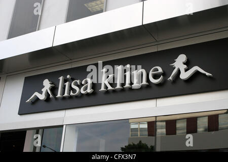 Mar 21, 2007 - Beverly Hills, CA, Stati Uniti d'America - atmosfera presso il Lisa Kline Beverly Hills Boutique celebrazione. (Credito Immagine: © Marianna giorno Massey/ZUMA Press) Foto Stock