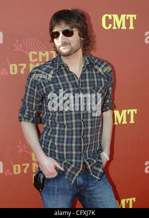 Apr 16, 2007 - Nashville, TN, Stati Uniti d'America - musicista Eric Chiesa arriva a 2007 CMT Music Awards che si è tenuto a Nashville cordolo Centro a Belmont University si trova a Nashville. (Credito Immagine: © Jason Moore/ZUMA Press) Foto Stock