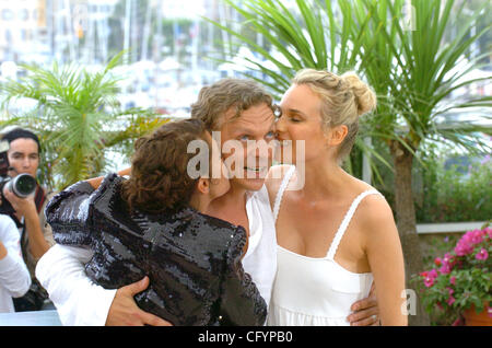 Emma De Caunes, Marc Labreche e Diane Kruger Foto Stock